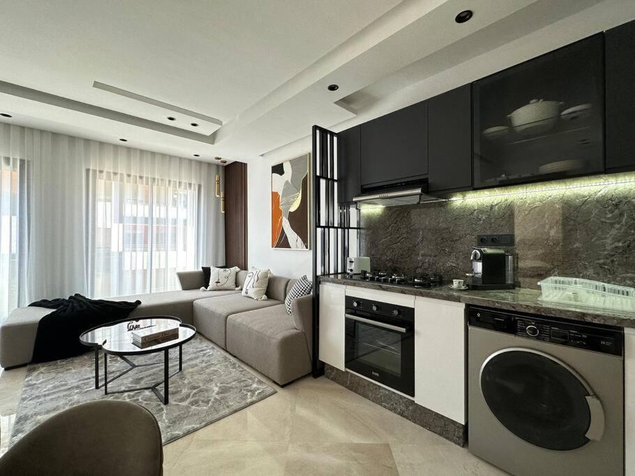 شقة Sunny 2 Bedrooms - By Appartali