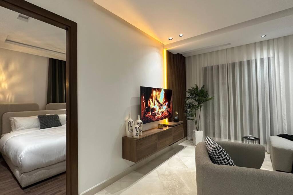 Sunny 2 Bedrooms - By Appartali الدار البيضاء